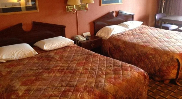 Express Inn Longview, Rezerwuj Hotel Hotele 3-gwiazdkowe w Longview, 3*