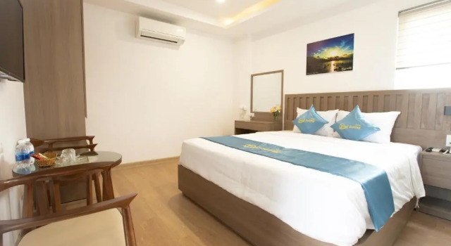 Двухместный номер Standard QUE HUONG HOTEL