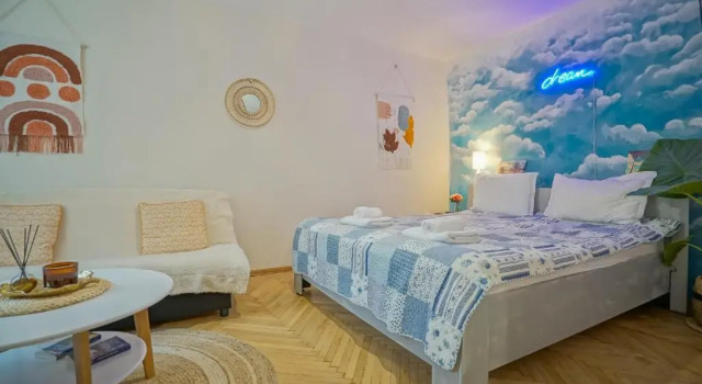 Апартаменты Simon Old Town City Center Apartments