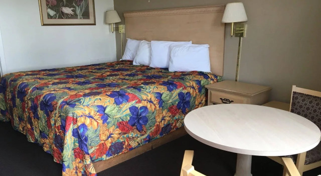 Fairway Inn, Prenota Hotel Bluffton Indiana