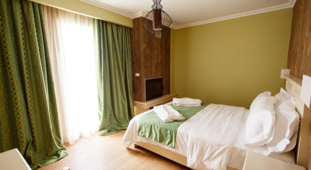 Irenes Resort, Забронировать Курортный отель Отели Македонии с бассейном, Бассейн