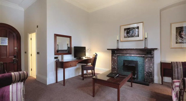 Macdonald Kilhey Court Hotel, Забронировать Отель Отели Большого Манчестера 4 звезды, 4*