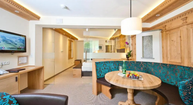 Люкс Hotel Tirol