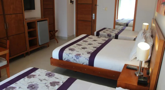 Семейный номер Standard Hotel Atrium Plaza