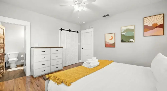 NEW Lakeland Landing Cute Bungalow by Downtown, Забронировать Отель Лейкленд Lakeland - Winter Haven