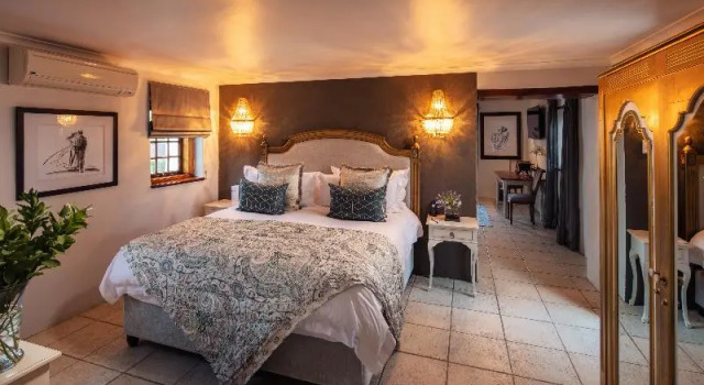 Люкс с видом на сад Grande Roche Hotel