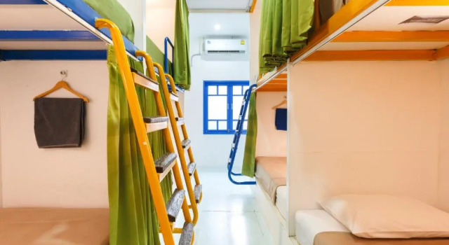 Кровать в общем номере Aekkeko hostel