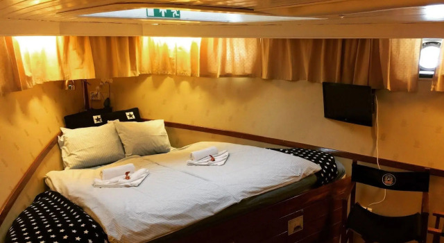 Hotel M/S Monika, Varaa Hotelli Kungsholmen 