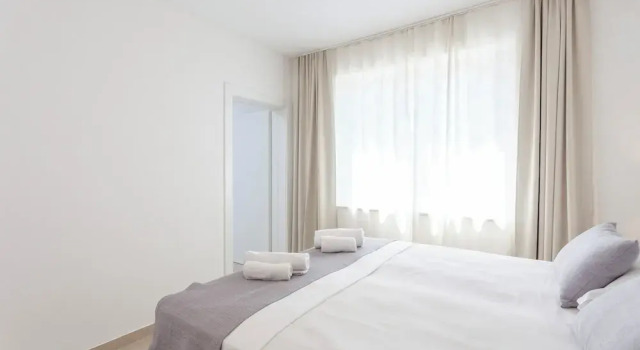 2 phòng ngủ 4 người Tiêu chuẩn phòng có ban công và có view biển Sunset Split Rooms