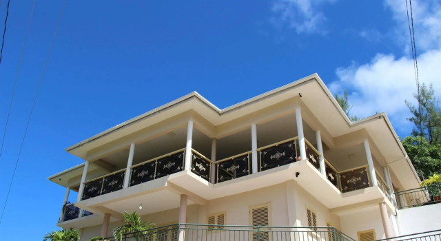 Summer Self Catering, Boek Pension Gastenverblijven in Praslin-eiland, Pension