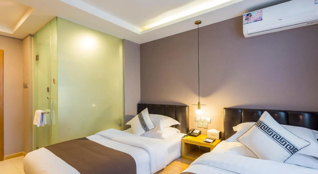 Двухместный номер Standard Jingli Hongyizhan Hotel Beijing Sanlitun