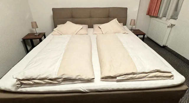 Hotel und Restaurant Pinkenburg, Reservar Hotel Wennigsen Lower-Saxony
