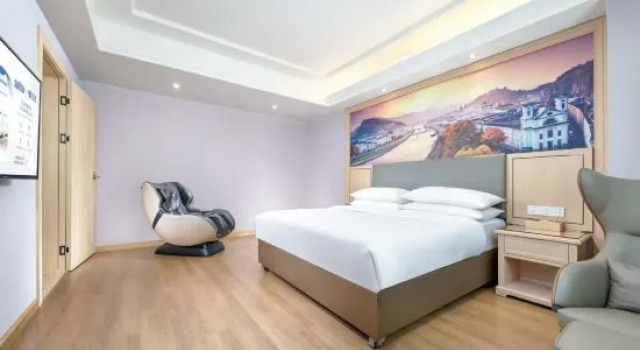 Люкс Deluxe c 1 комнатой Vienna Hotel (Shenzhen Henggang & Tangkeng Metro Station)