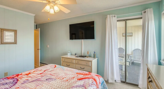 Апартаменты с 2 комнатами с балконом Myrtle Beach Vacation Rental - Walk to the Ocean!