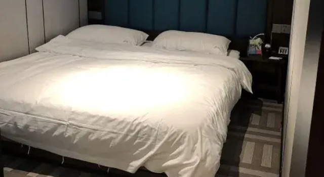 Люкс Pingxiang Dream Boutique Hotel (High-speed Railway Station)