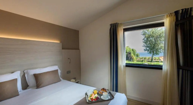 Четырёхместный номер Comfort Hotel Arena