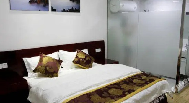 Yunju Hotel (South Gate of Mount Huang Scenic Area), Prenota Hotel Huangshan 