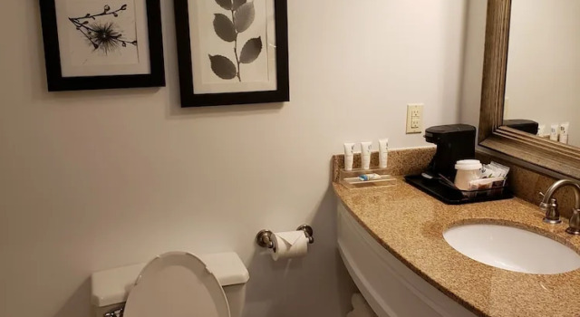 Двухместный номер Premium Country Inn & Suites by Radisson, Metairie New Orleans , LA