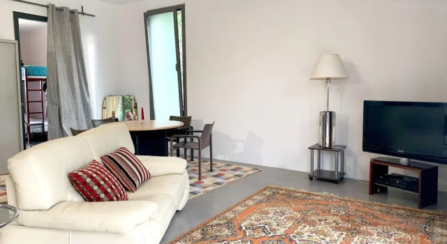 Chalet With 3 Bedrooms in San Pere de Ribes, With Wonderful Mountain View, Shared Pool, Enclosed Garden - 3 km From the Beach, Забронировать Шале Отели Сан-Пере-де-Рибес 3 звезды, 3*