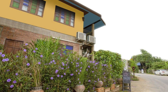 OYO 1155 Bikers House And Enduro Tours Chiang Mai, Забронировать Отель Отели Северного Таиланда с завтраком, Завтраки