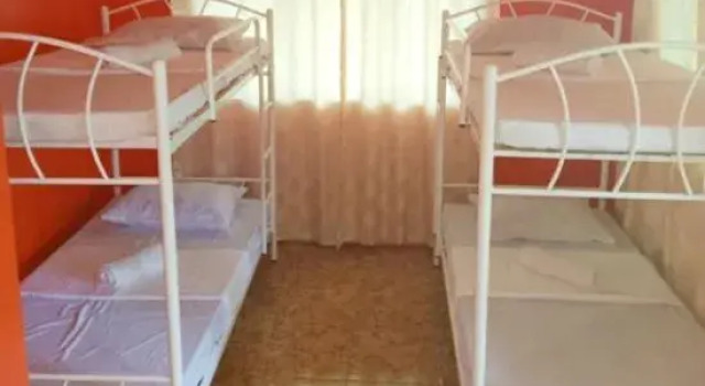 Капсула RedDoorz @ Garcia Hernandez Bohol