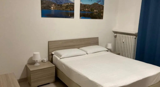 Apartment "Borgo Olivetti", Boek Appartement Hotels in het centrum van Ivrea, hotels in het centrum van Ivrea