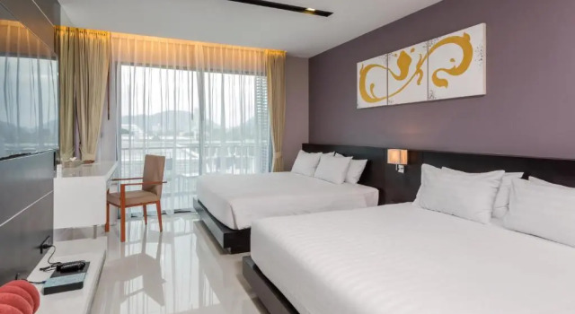 Люкс семейный c 1 комнатой The Charm Resort Phuket