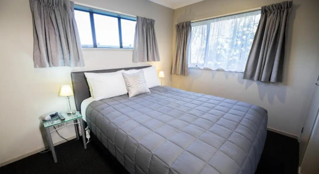Люкс Premier с 2 комнатами Ashbrook Motel Taupo