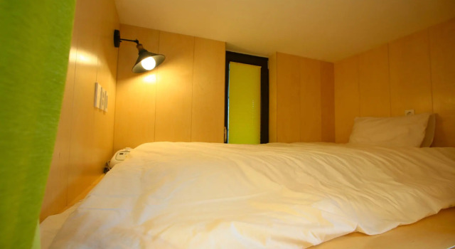Кровать в общем номере (женский номер) Dongdong Guesthouse