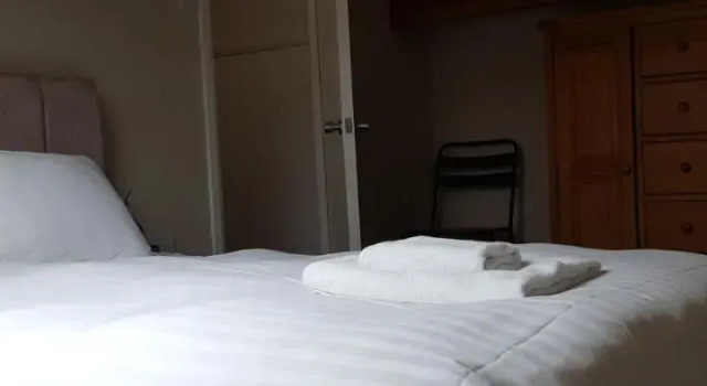 Azalea Living, Забронировать Отель Отели Англии 3 звезды, 3*