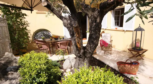 Casa Sultana, Varaa Hotelli Propriano 