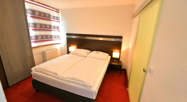 Номер Premium SKYHOTEL Merseburg
