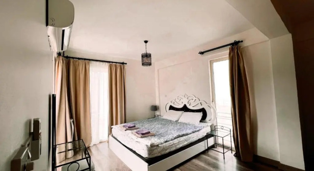 Flat With Roof Terrace and Sea View in Kyrenia, Rezervați Hotel Agios Amvrosios Cipru