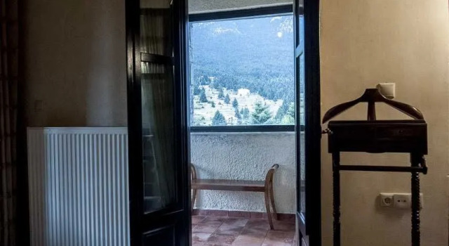 Люкс Luxury с 2 комнатами с видом на горы Ostra Menalon Luxury Suites