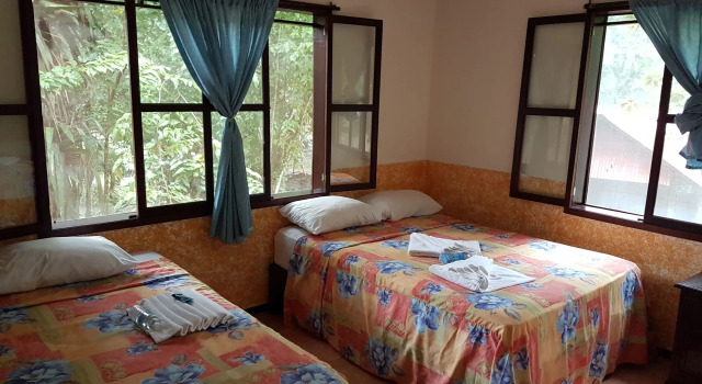 Cabañas Kin Balam, Rezerwuj Hotel Hotele w El Panchán z parkingiem, Parking