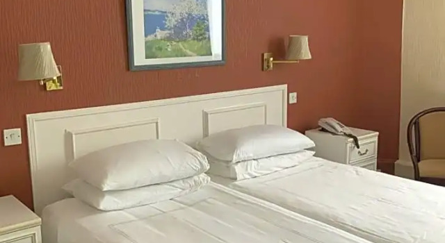 Двухместный номер Standard с видом на город Marina Metro Hotel