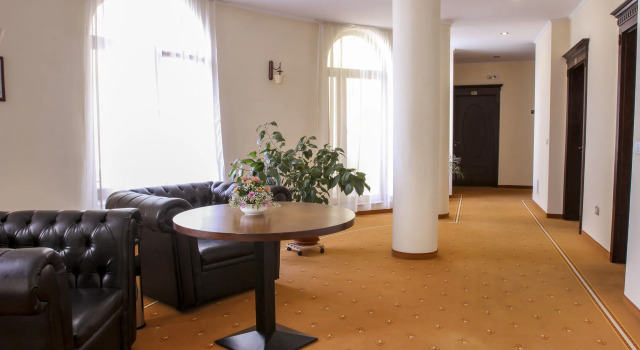 Royal Classic Hotel, Varaa Hotelli Cluj-Napoca 