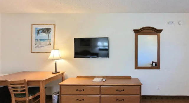 Четырёхместный номер Standard DOWNTOWN SLO INN - SAN LUIS OBISPO