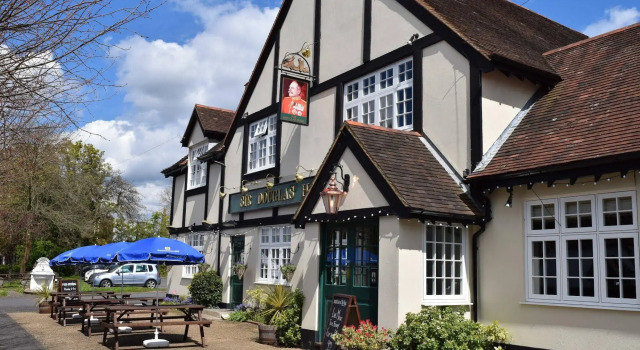 Sir Douglas Haig Inn, Забронировать Отель Отели Суррей с парковкой, Парковка