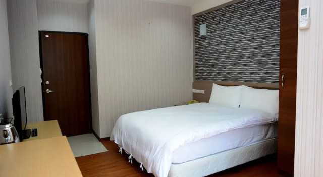 Yi Da Lakeside Hotel, Забронировать Отель Отели Ючи 3 звезды, рядом с Канатная дорога над озером Солнца и луны, 3*