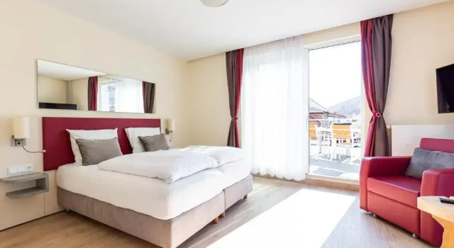 Полулюкс Mythenresort Heimdall