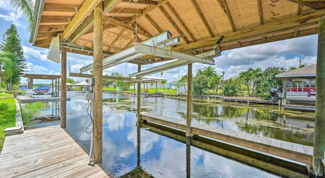 Waterfront Lake Placid Escape w/ Dock & Lanai