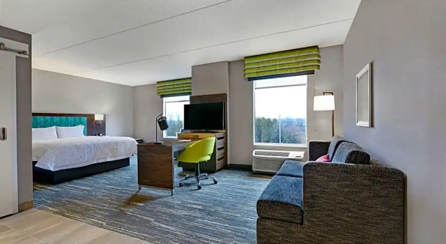 Двухместный люкс Hampton Inn Peterborough