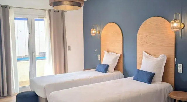 Двухместный номер Comfort Цокольный этаж с балконом Hôtel Flor