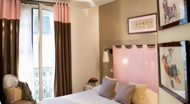Hotel Le Central, Rezerwuj Hotel Trouville-sur-Mer 