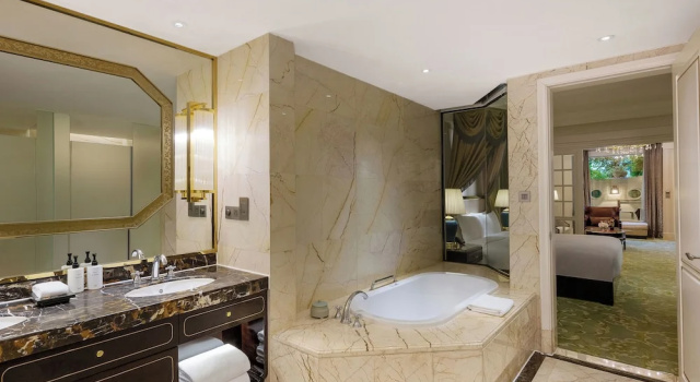 Одноместный номер Standard c 1 комнатой с видом на внутренний двор InterContinental Chengdu Global Center by IHG