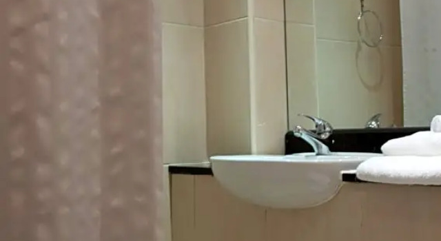 Четырёхместный семейный номер Garden View Hotel