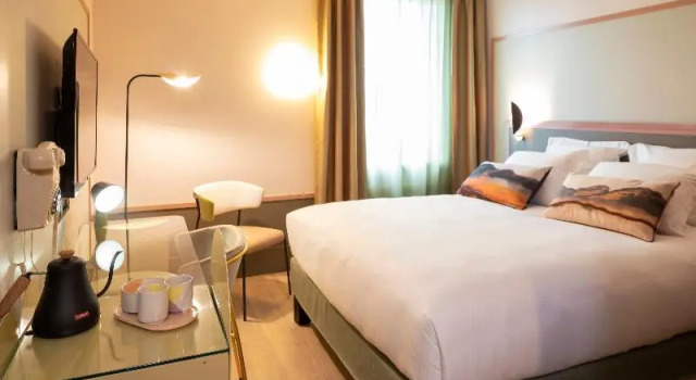 Трёхместный номер Standard Aiden by Best Western Clermont-Ferrand - Le Magnetic Hotel & Spa