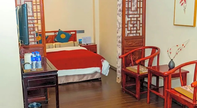 Номер Deluxe Beijing Hyde Courtyard Hotel