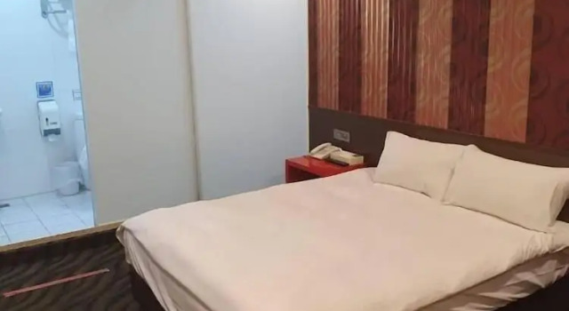 Номер Economy Funny Ximen Hotel